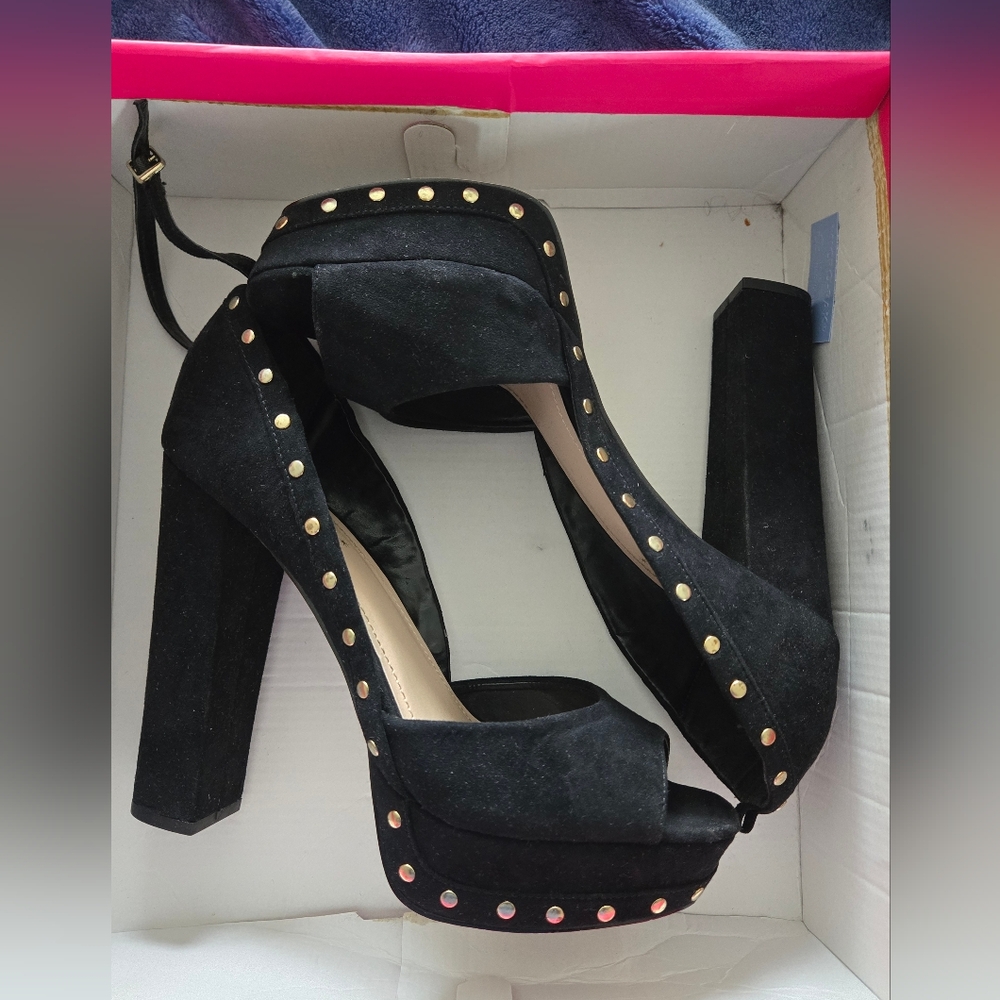 Size 11 Womens Buckle Ankle Strap High Platform Block Heel Rivet Studded